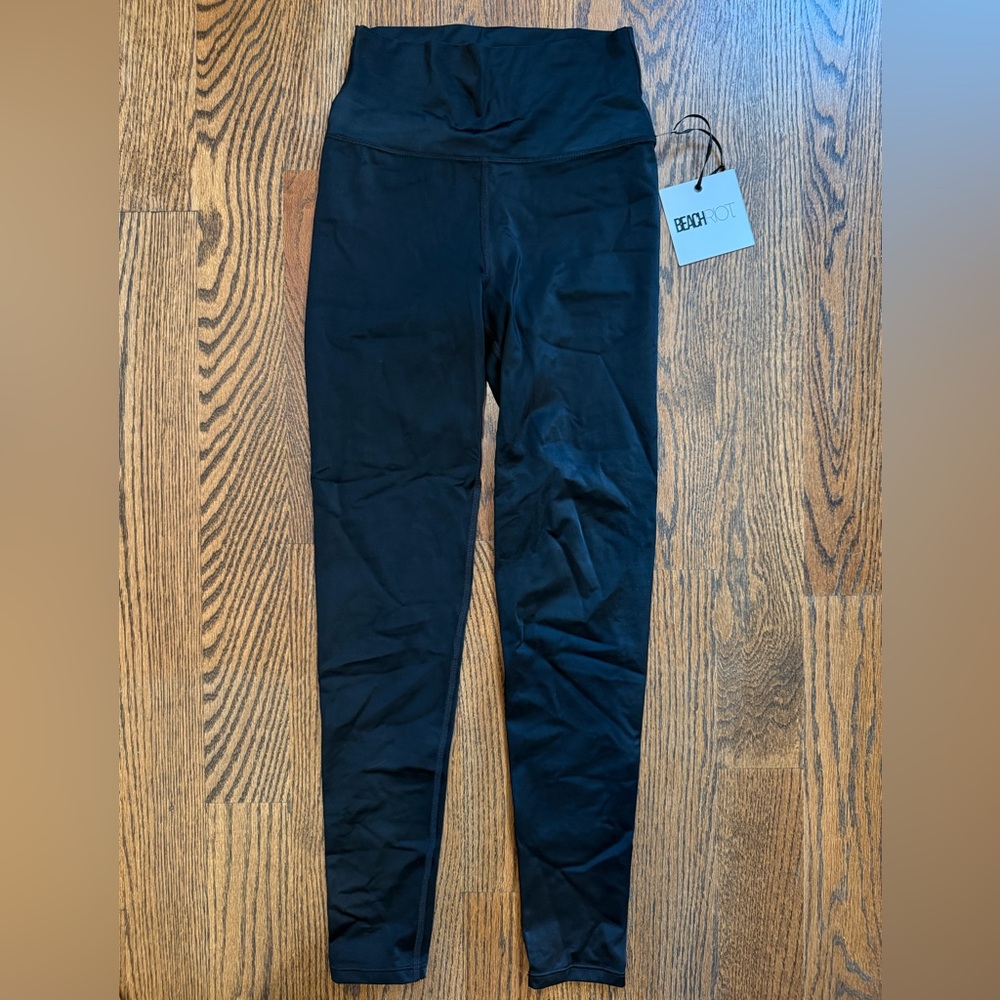 NWT Beach Riot Shiny Leggings